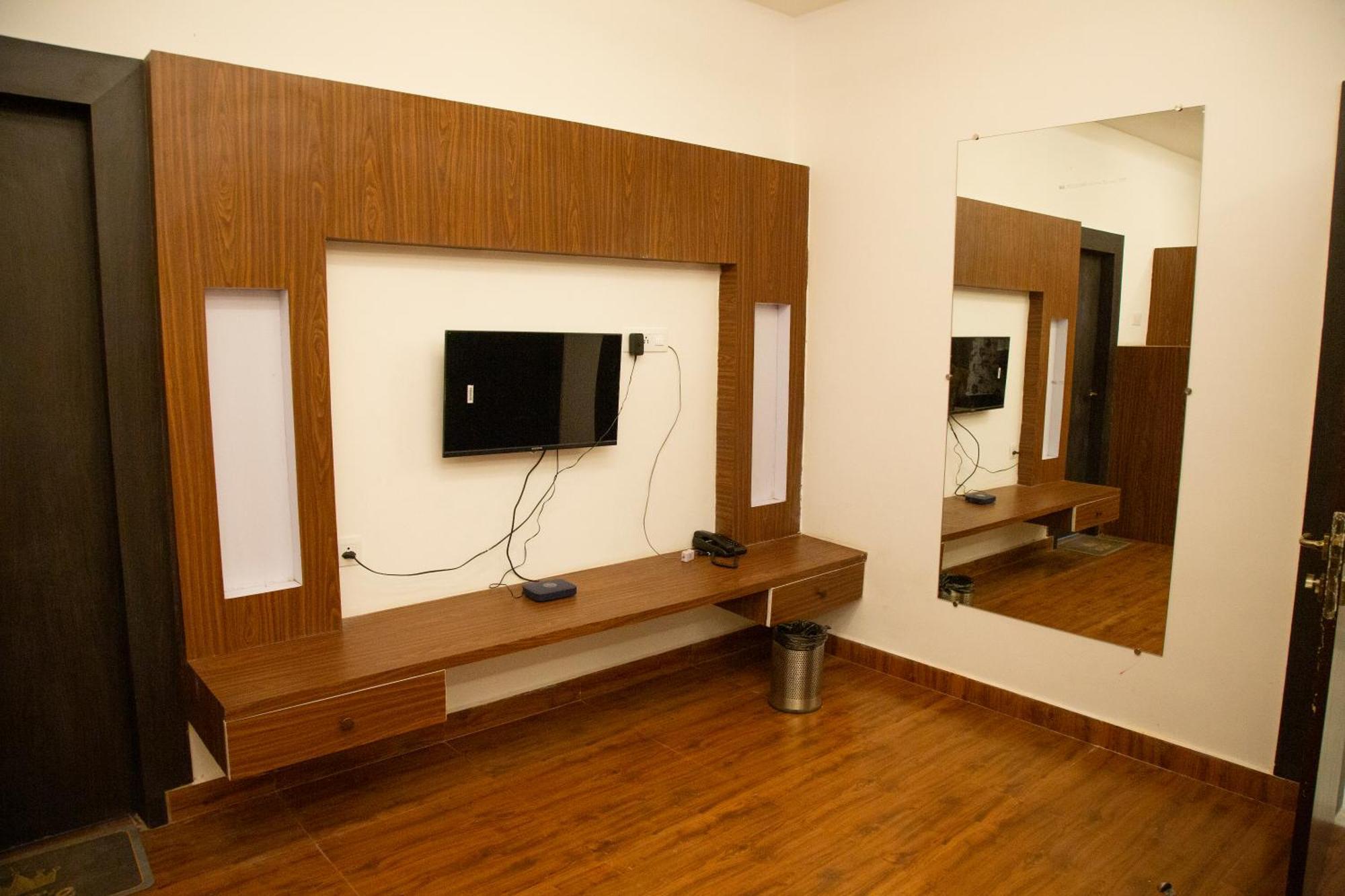 Hotel Virasat By Bookingcare Chhatarpur Eksteriør bilde