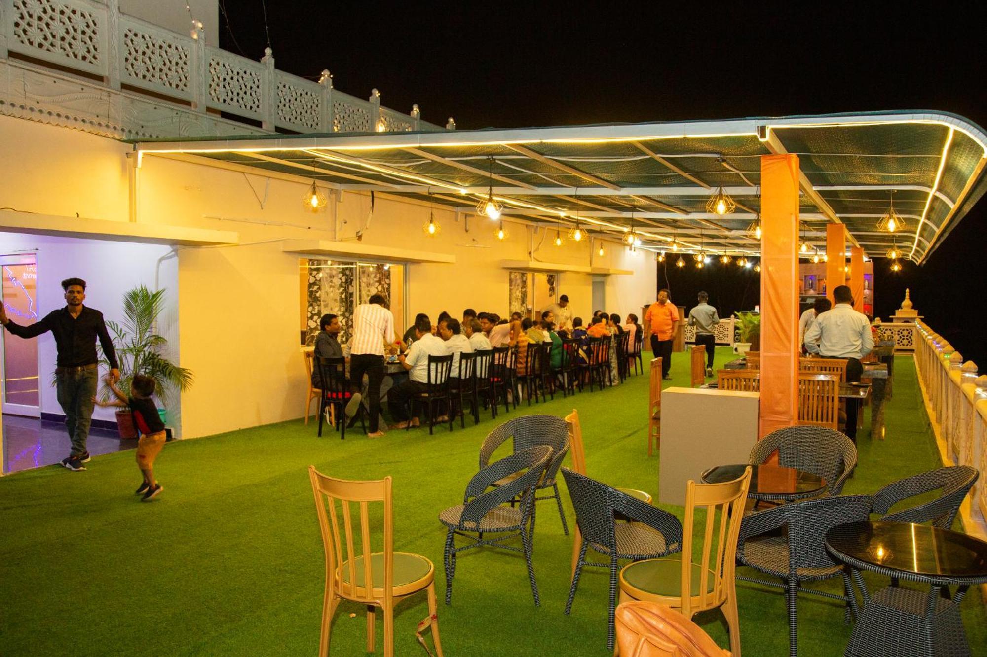 Hotel Virasat By Bookingcare Chhatarpur Eksteriør bilde